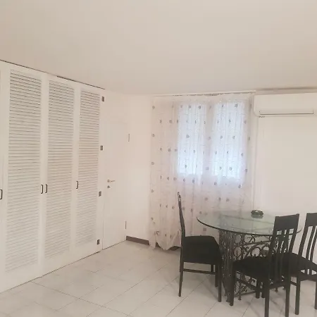 Monolocale Oberdan Apartament